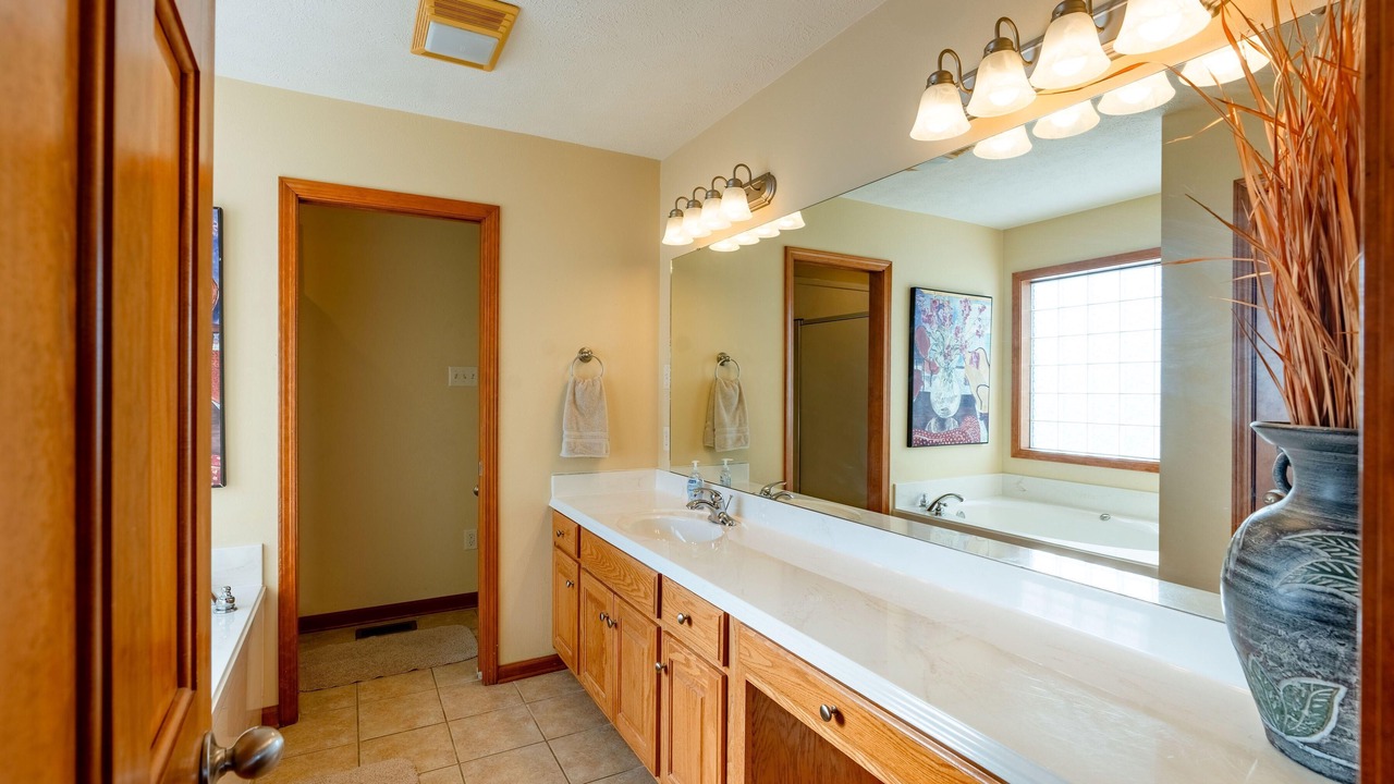 Photo of Bathroom in Pangburn