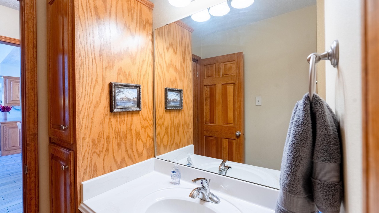Photo of Bathroom in Pangburn