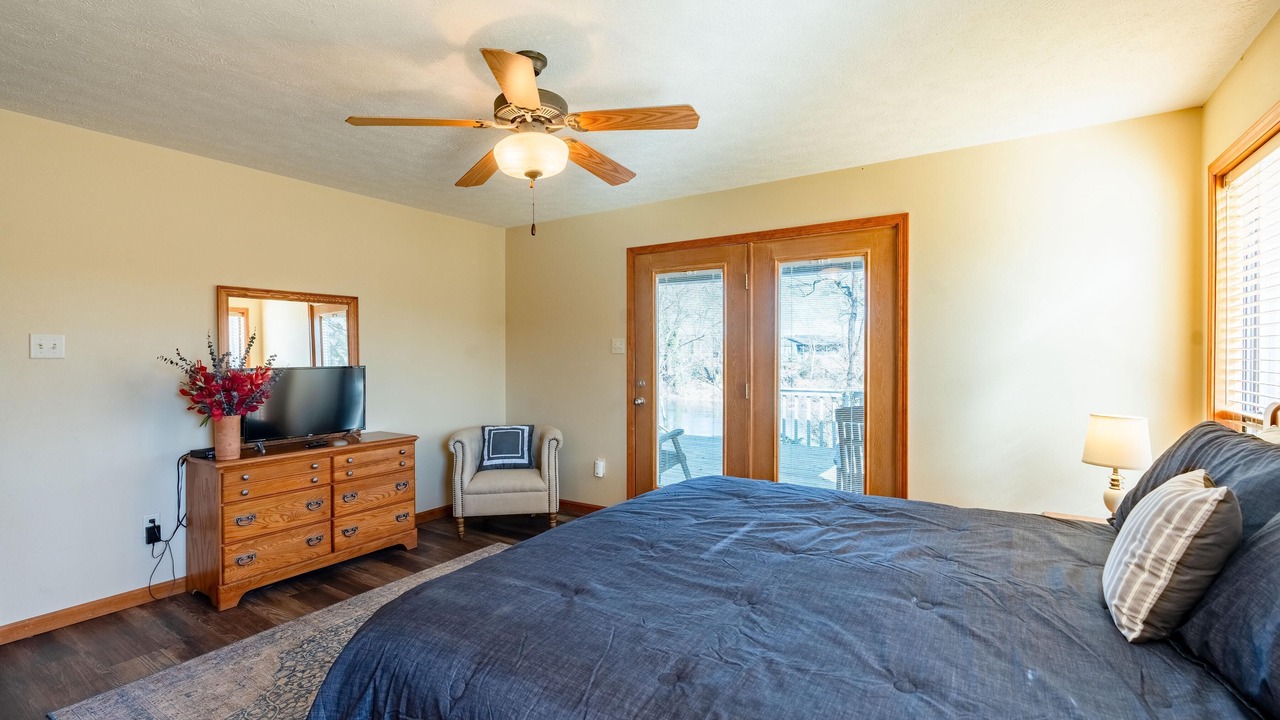 Photo of Bedroom in Pangburn