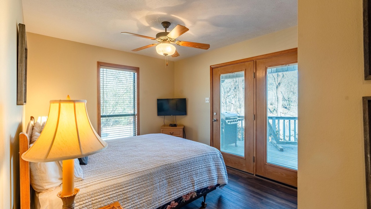 Photo of Bedroom in Pangburn