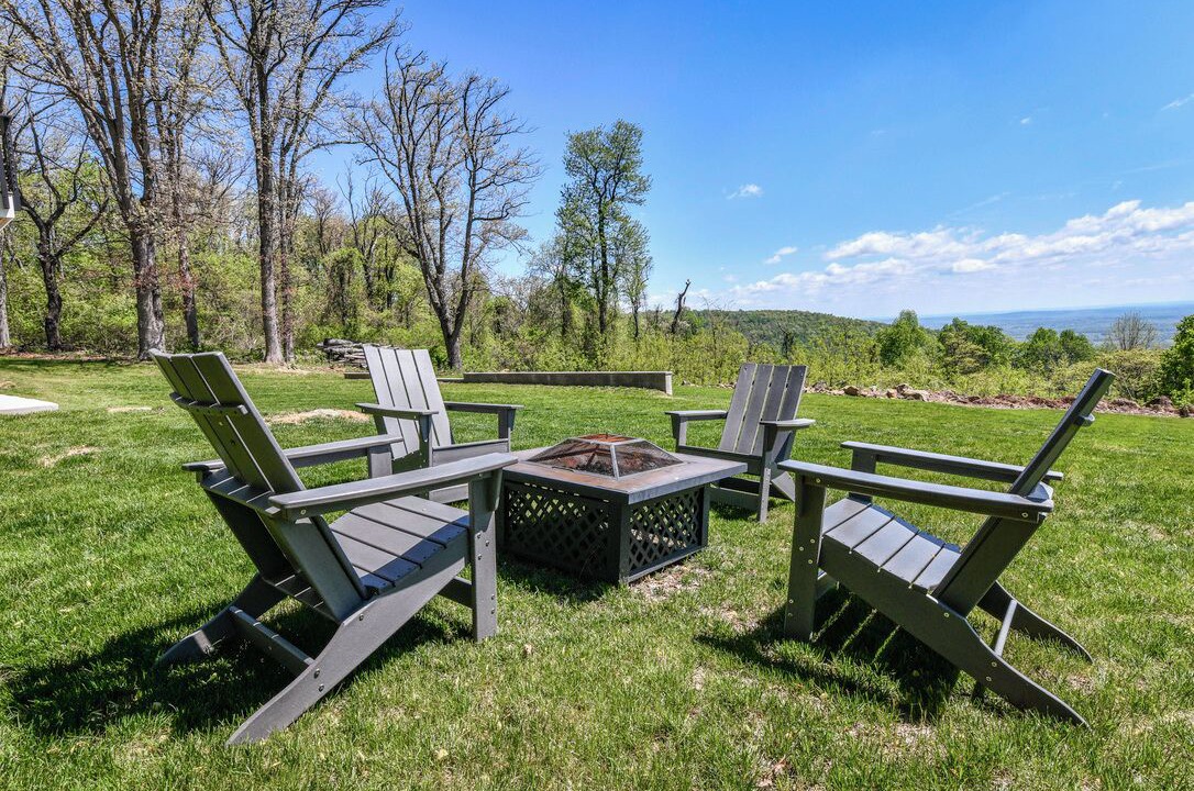Photo of Outdoor in Bluemont
