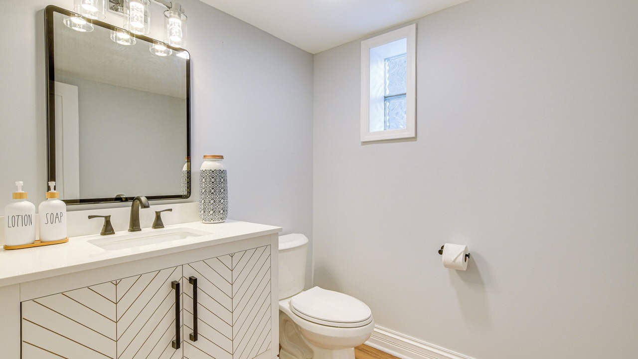 Photo of Bathroom in Evanston