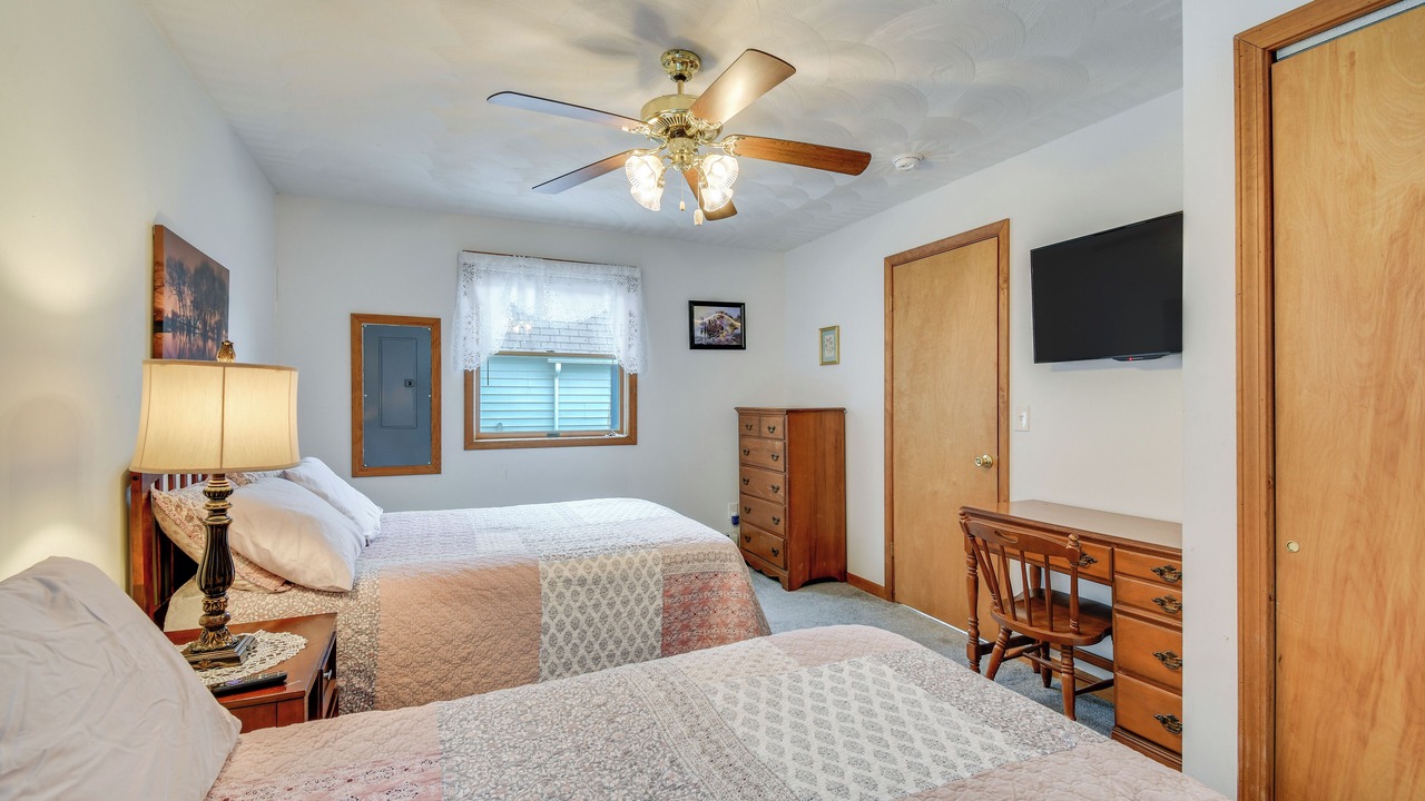 Photo of Bedroom in Town of Ledyard
