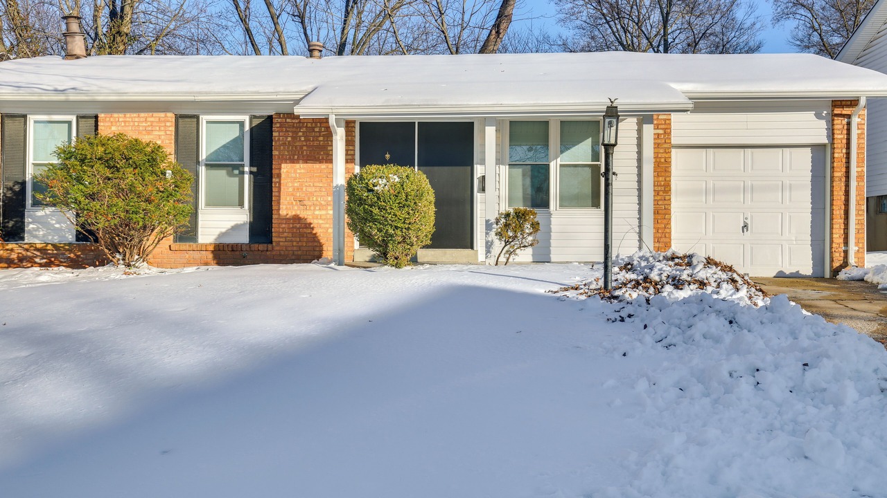 Photo of Outdoor in Airport Township