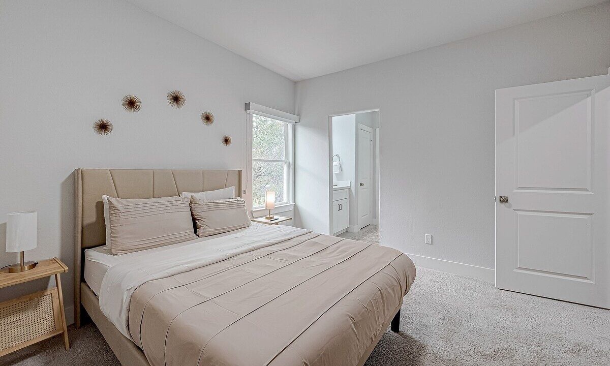 Photo of Bedroom in Southeast Houston