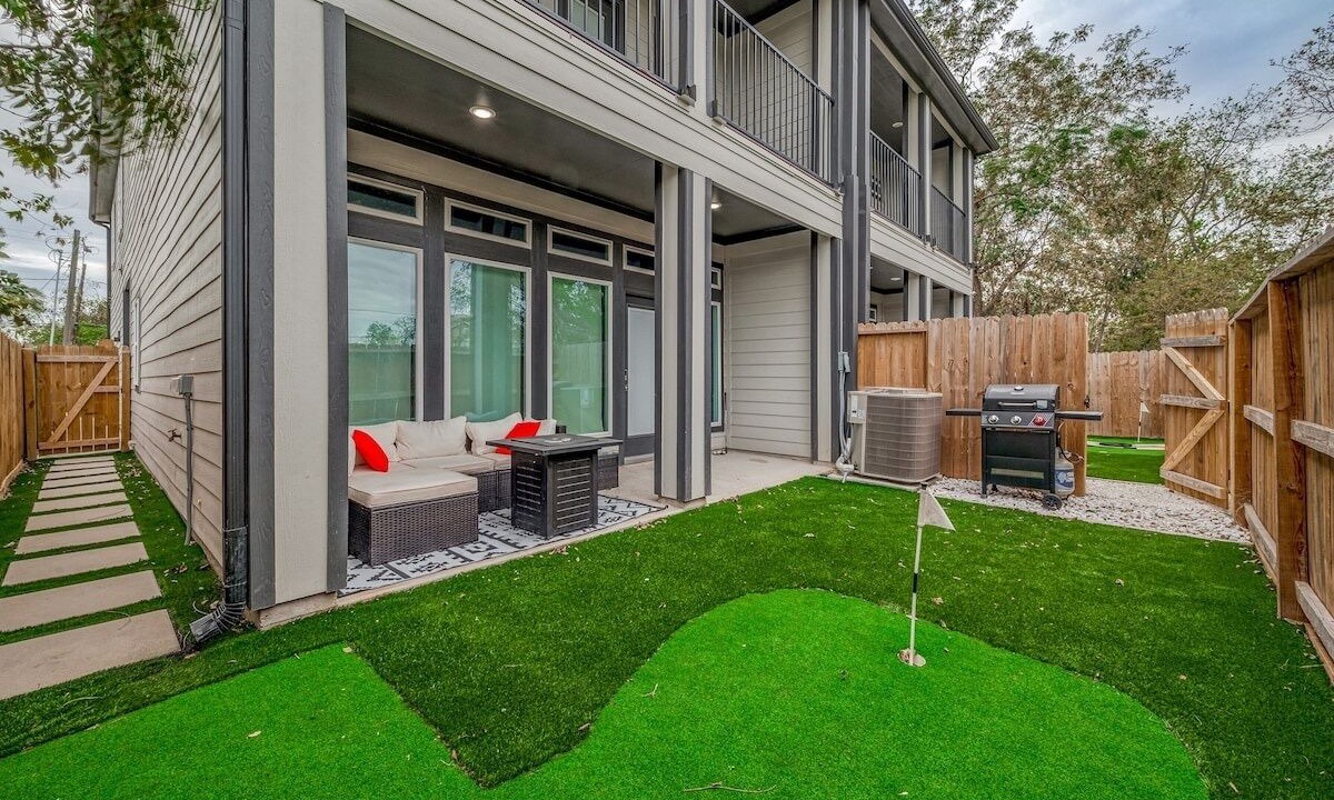Photo of Patio Balcony in Southeast Houston