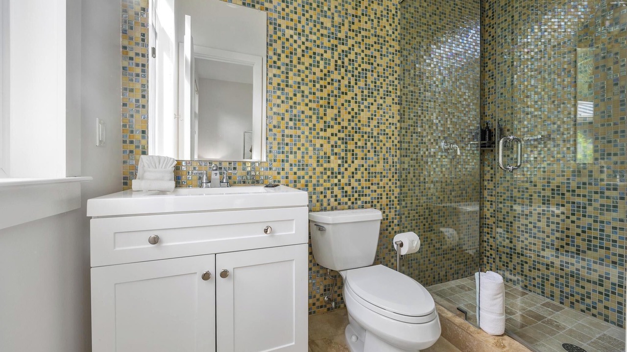 Photo of Bathroom in Plantation