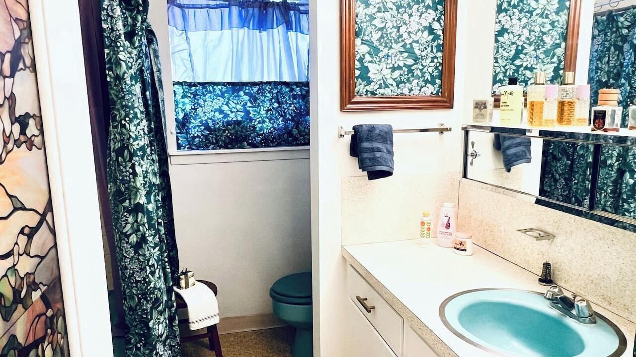 Photo of Bathroom in Alvin