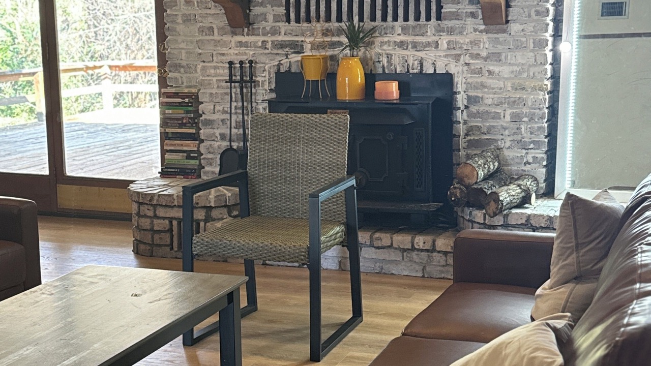 Photo of Livingroom in Longview