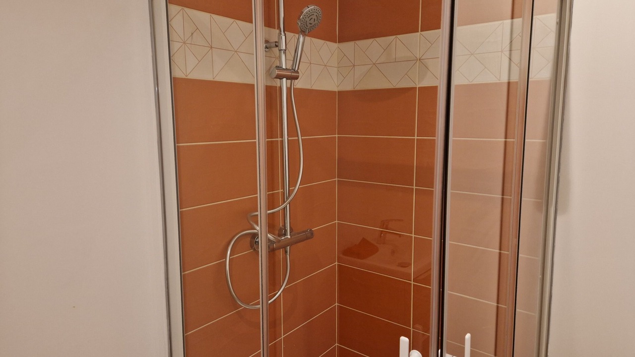 Photo of Bathroom in Chartres-de-Bretagne