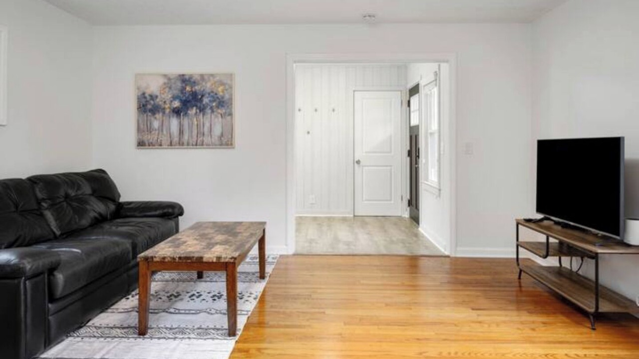 Photo of Livingroom in Perinton
