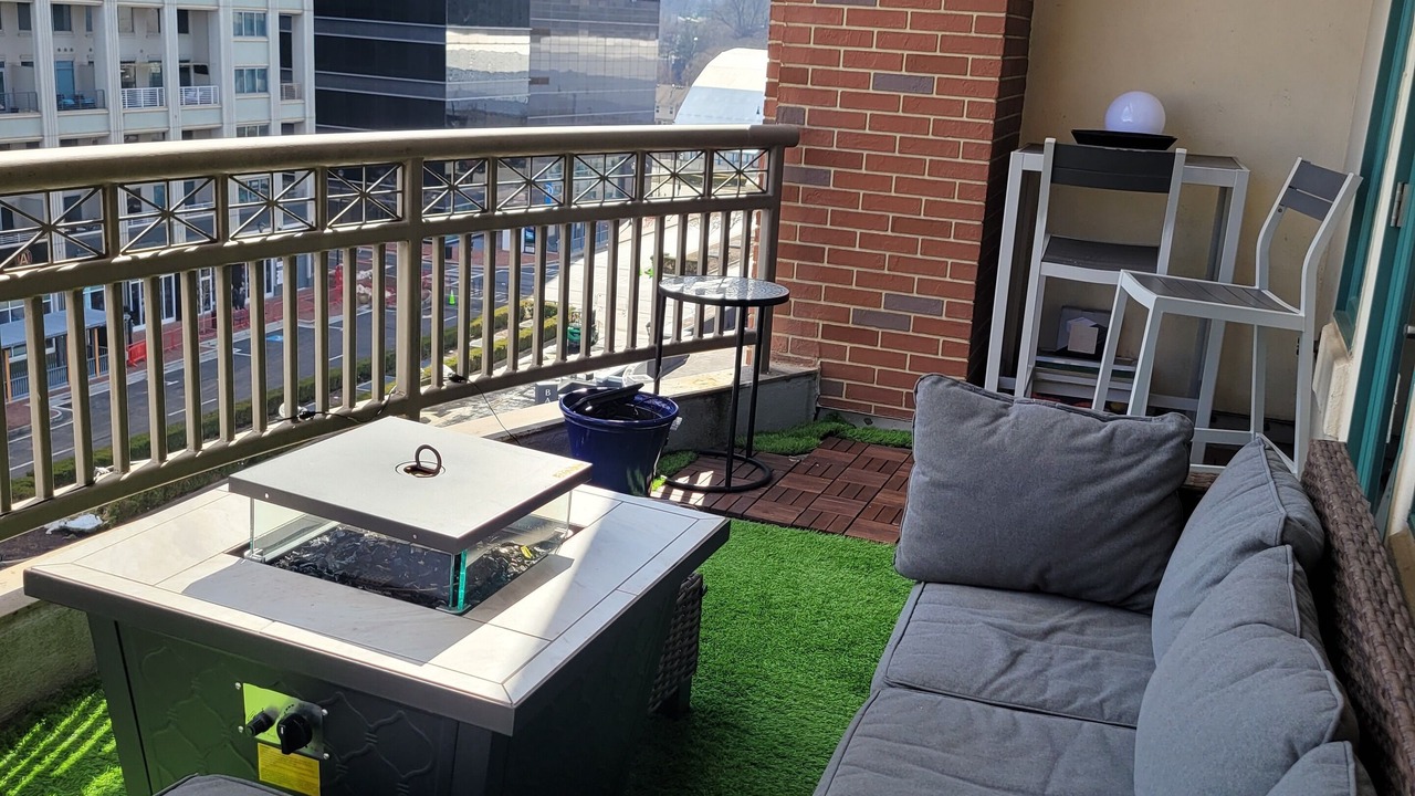 Photo of Outdoor in Loring Heights