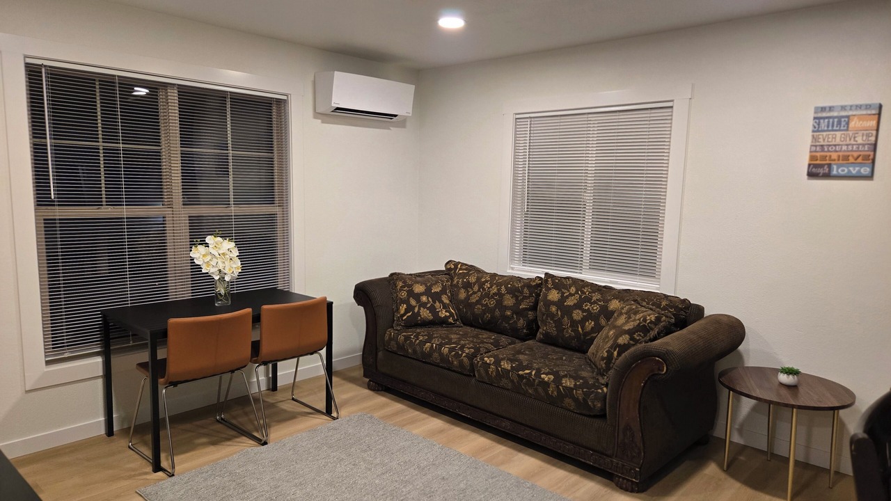 Photo of Livingroom in Carver