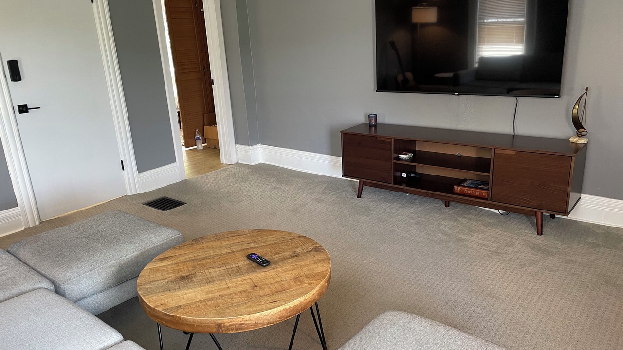 Photo of Livingroom in Corning
