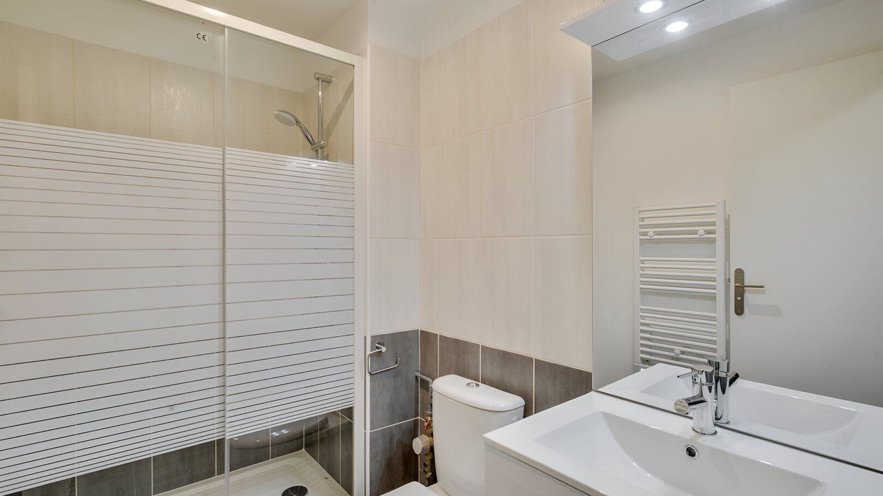 Photo of Bathroom in Bagnolet
