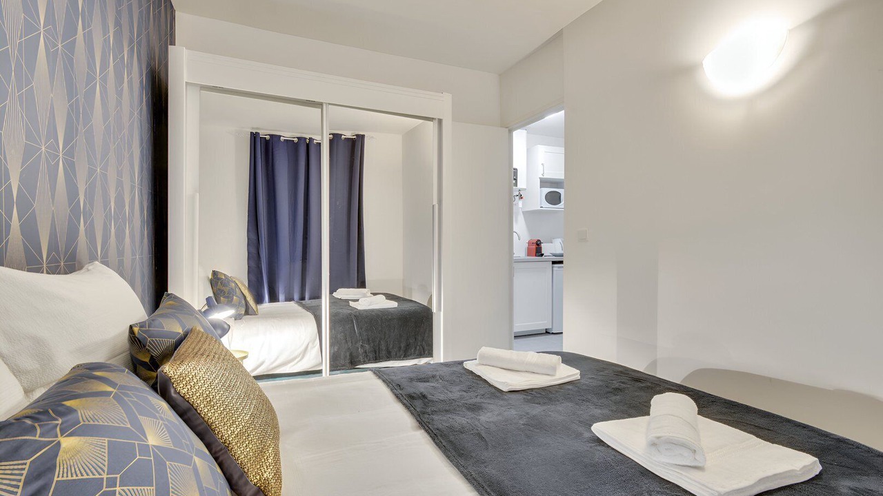 Photo of Bedroom in Bagnolet