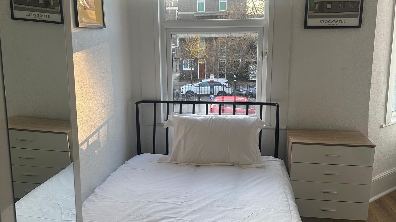 Photo of Bedroom in Lambeth