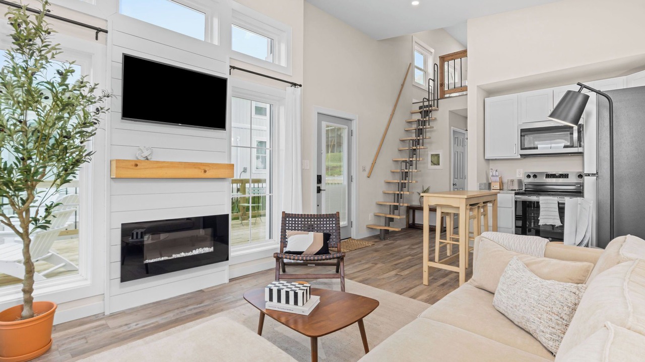 Photo of Livingroom in Daniels Hill