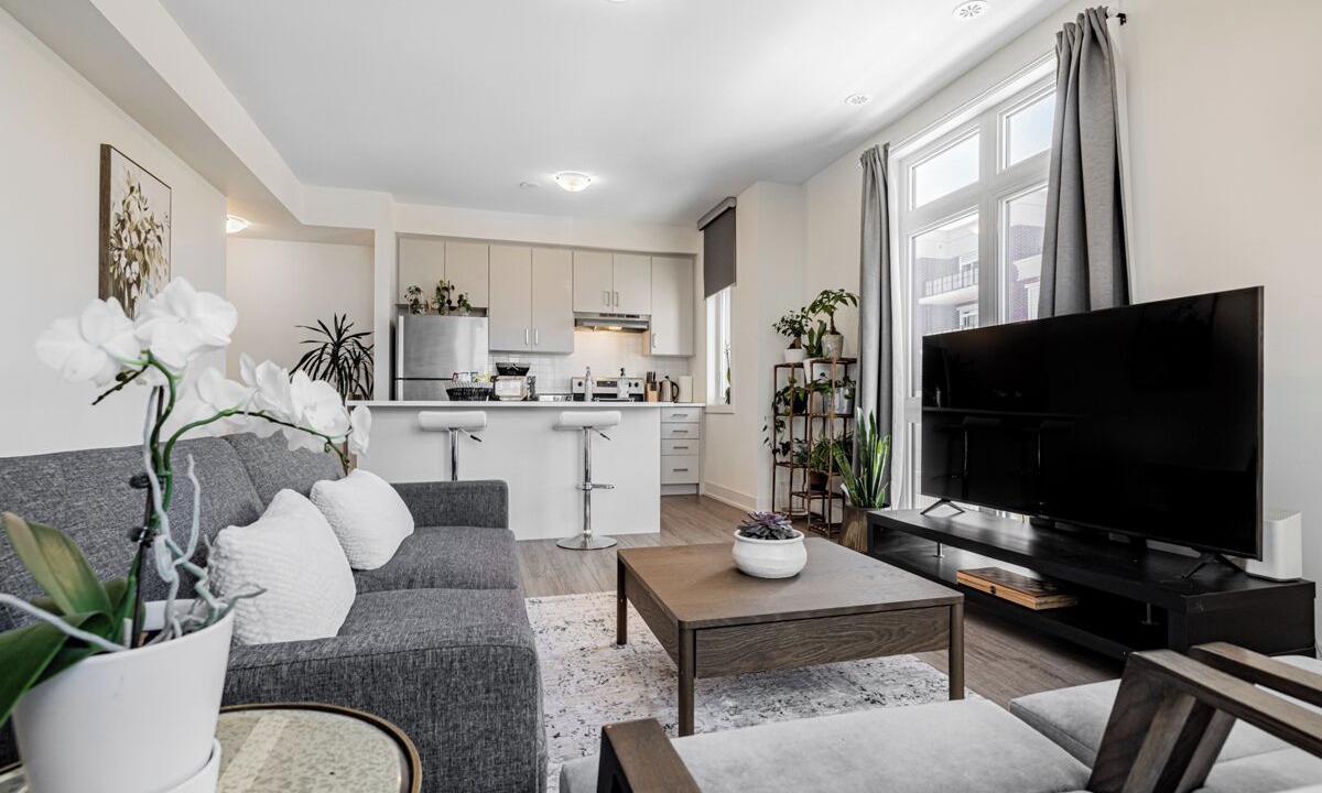 Photo of Livingroom in Richmond Hill