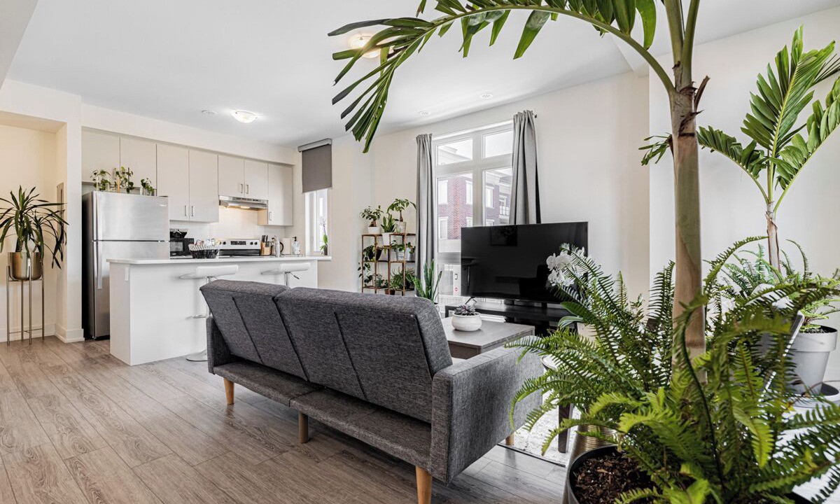 Photo of Livingroom in Richmond Hill