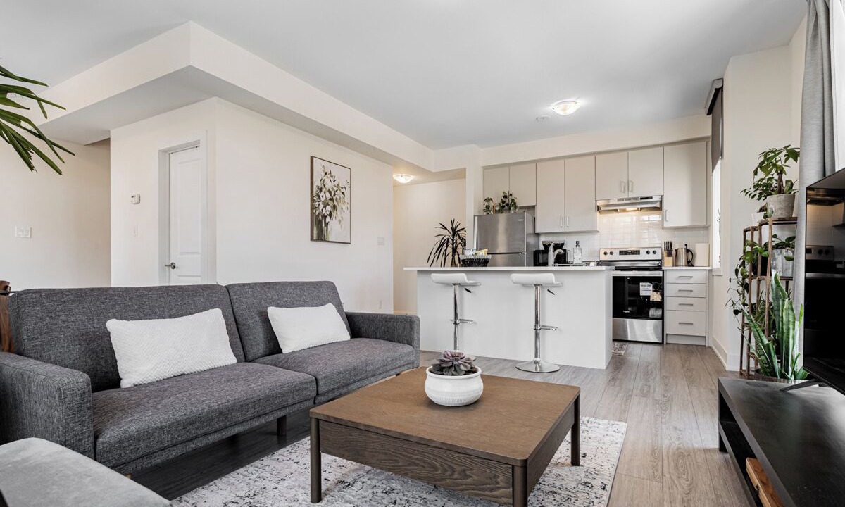 Photo of Livingroom in Richmond Hill