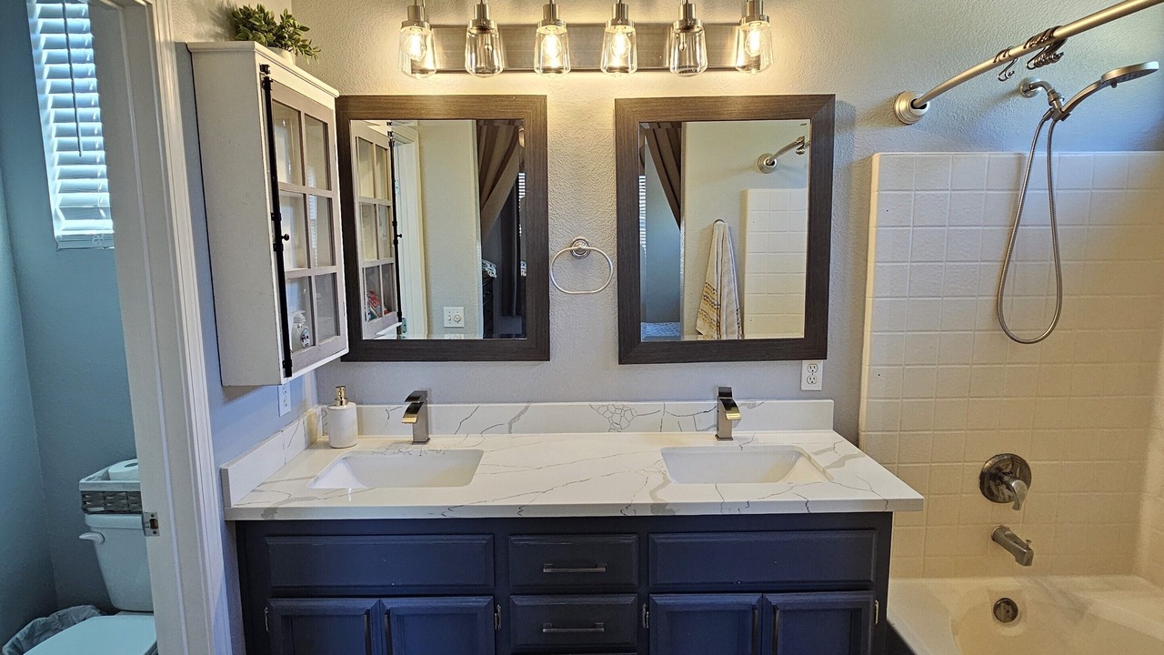 Photo of Bathroom in North Natomas