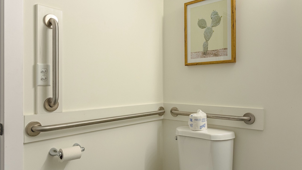 Photo of Bathroom in Prairie District