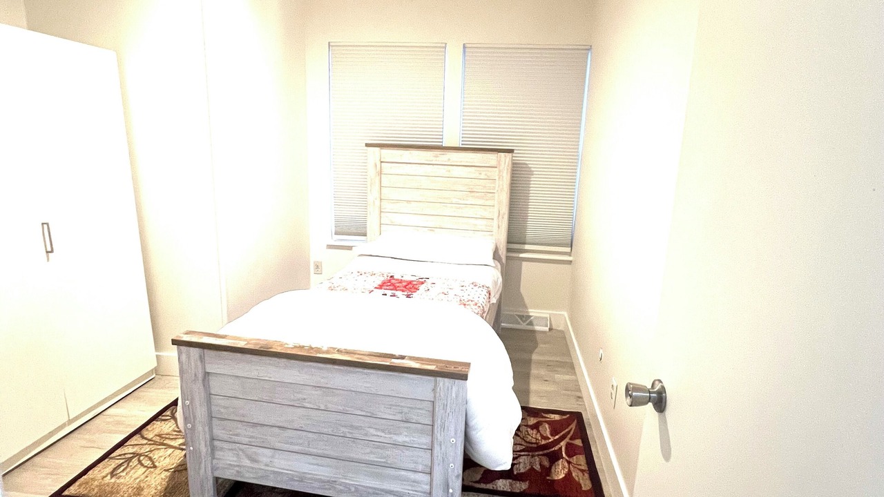 Photo of Bedroom in Aurora
