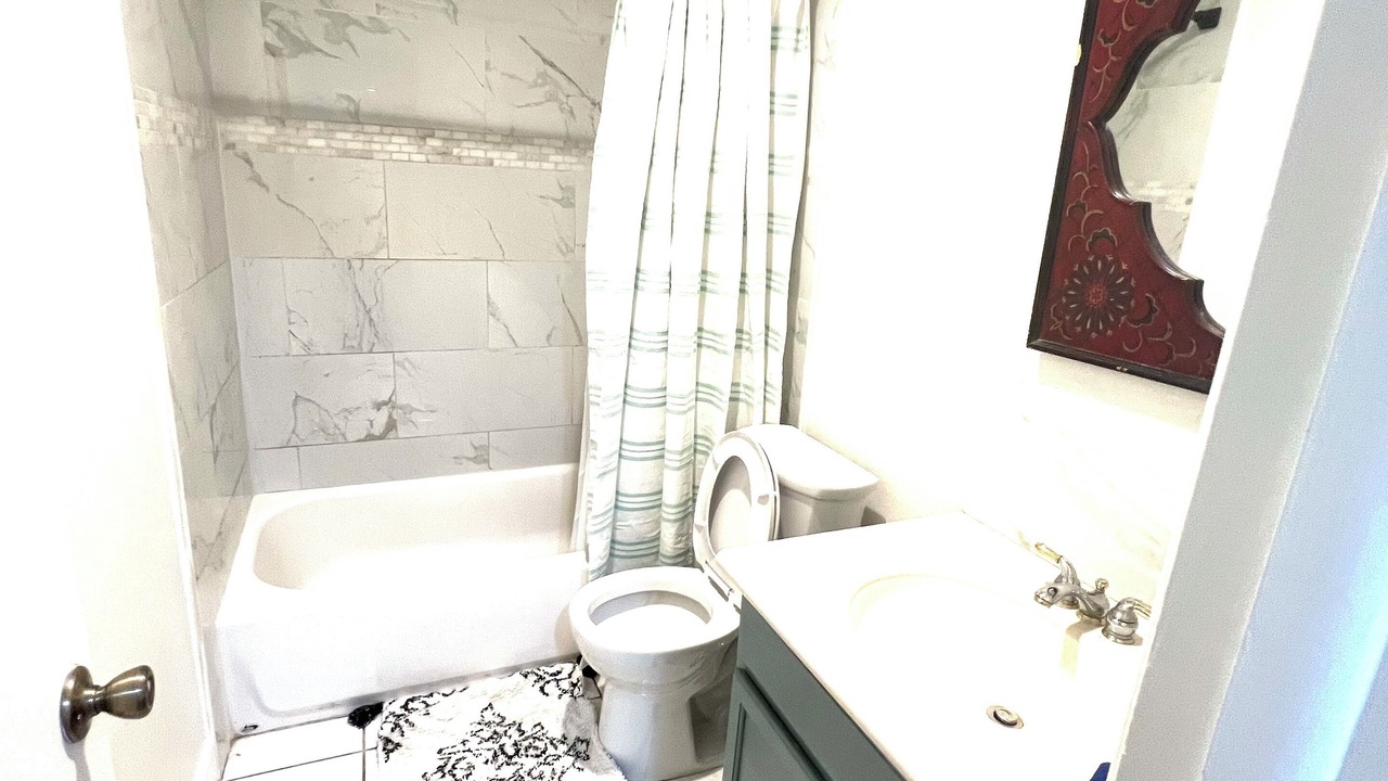 Photo of Bathroom in Aurora