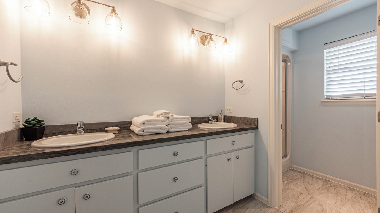 Photo of Bathroom in Dickinson