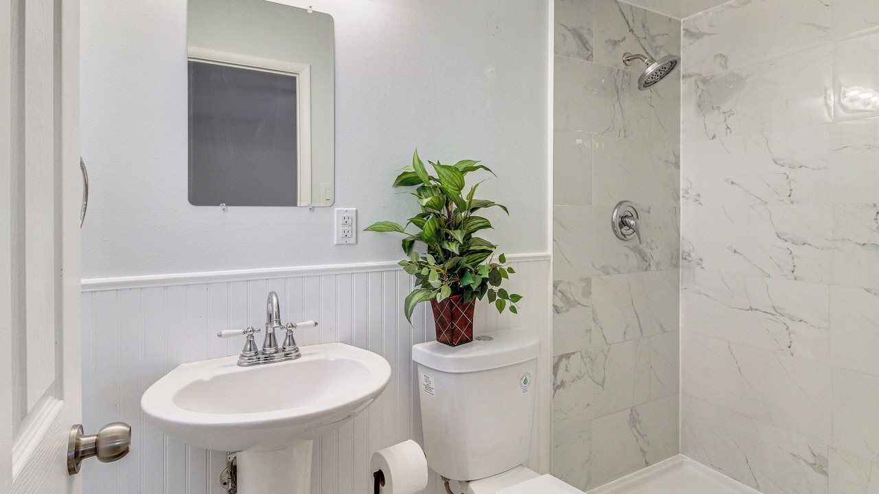 Photo of Bathroom in Northeast Heights