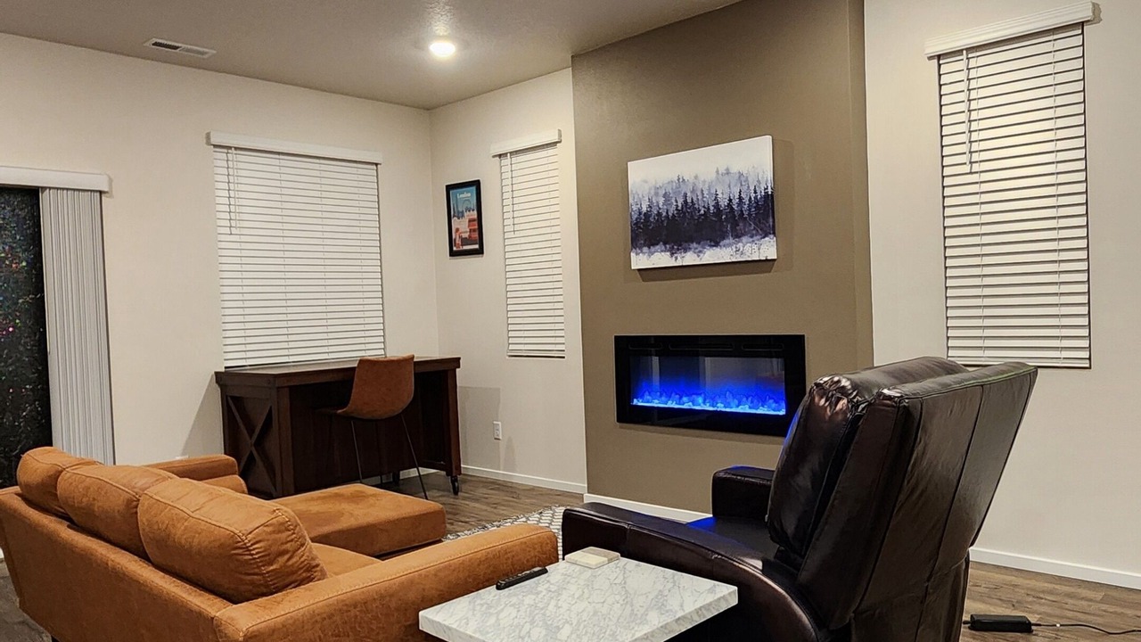 Photo of Others in Four Corners