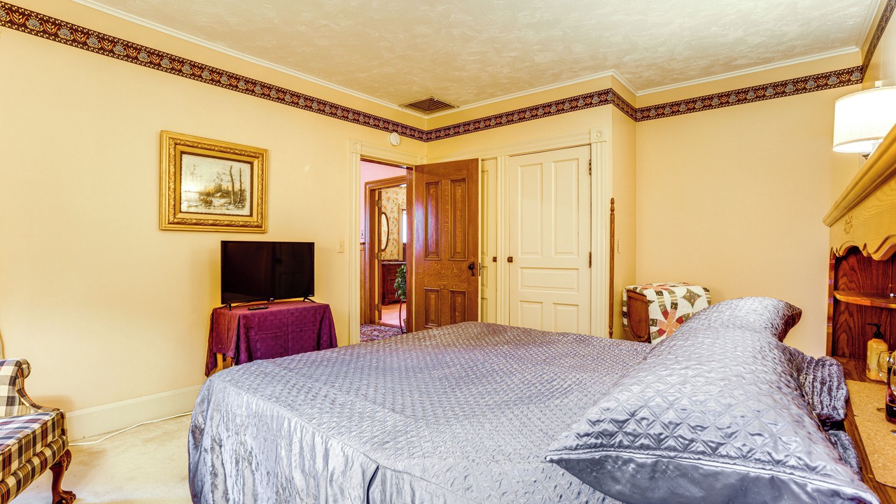 Photo of Bedroom in McClellandtown