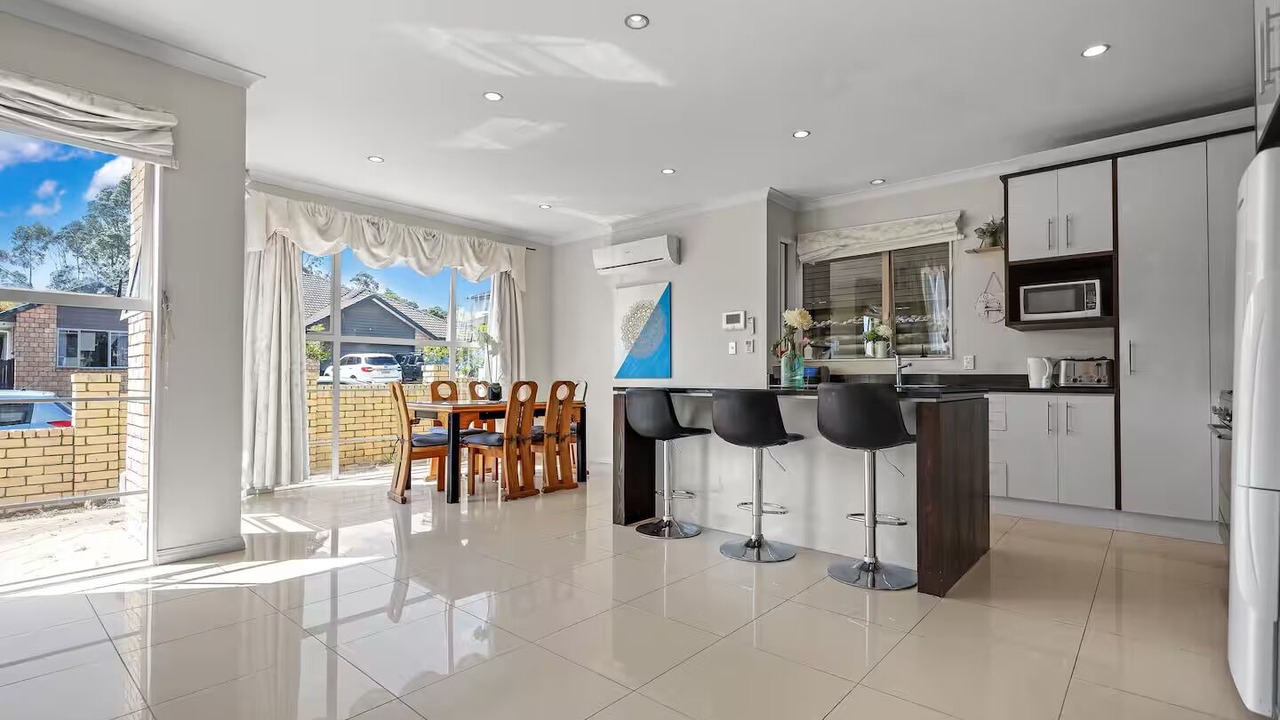 Photo of Others in Flat Bush