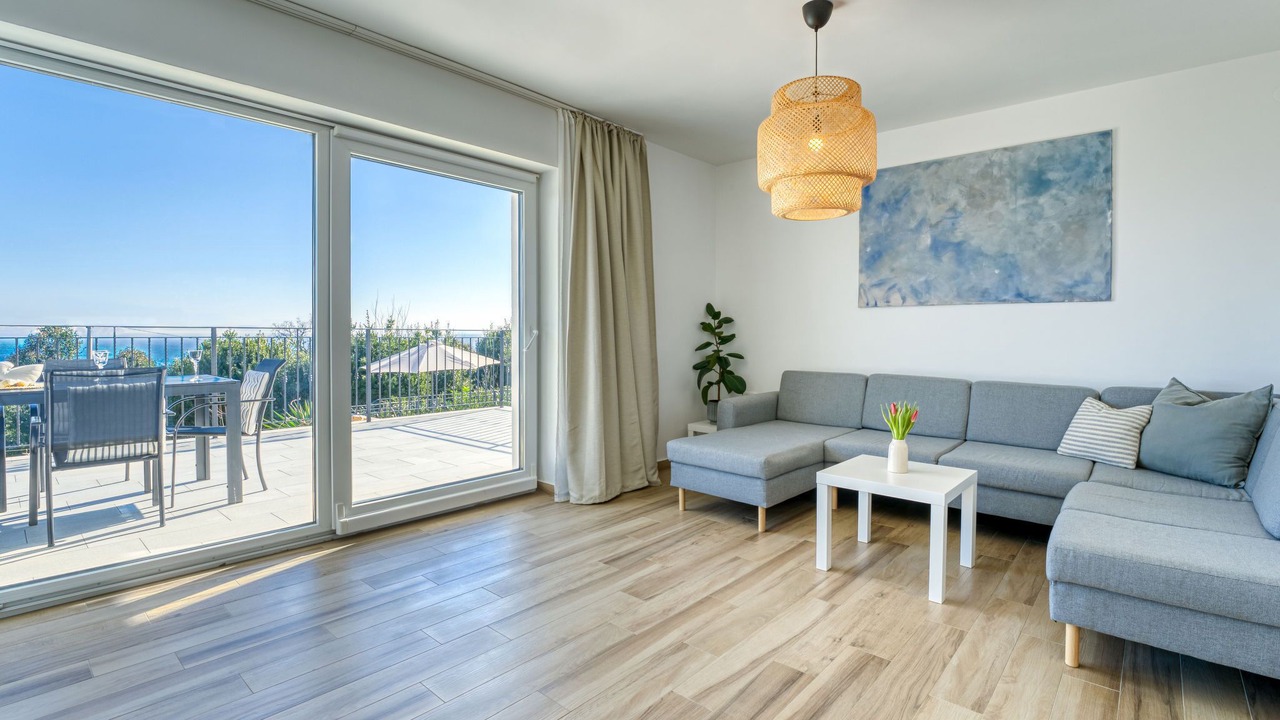Photo of Livingroom in Opric