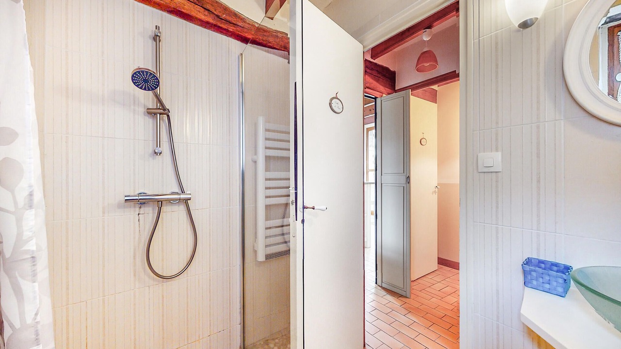 Photo of Bathroom in Saint-Lyphard