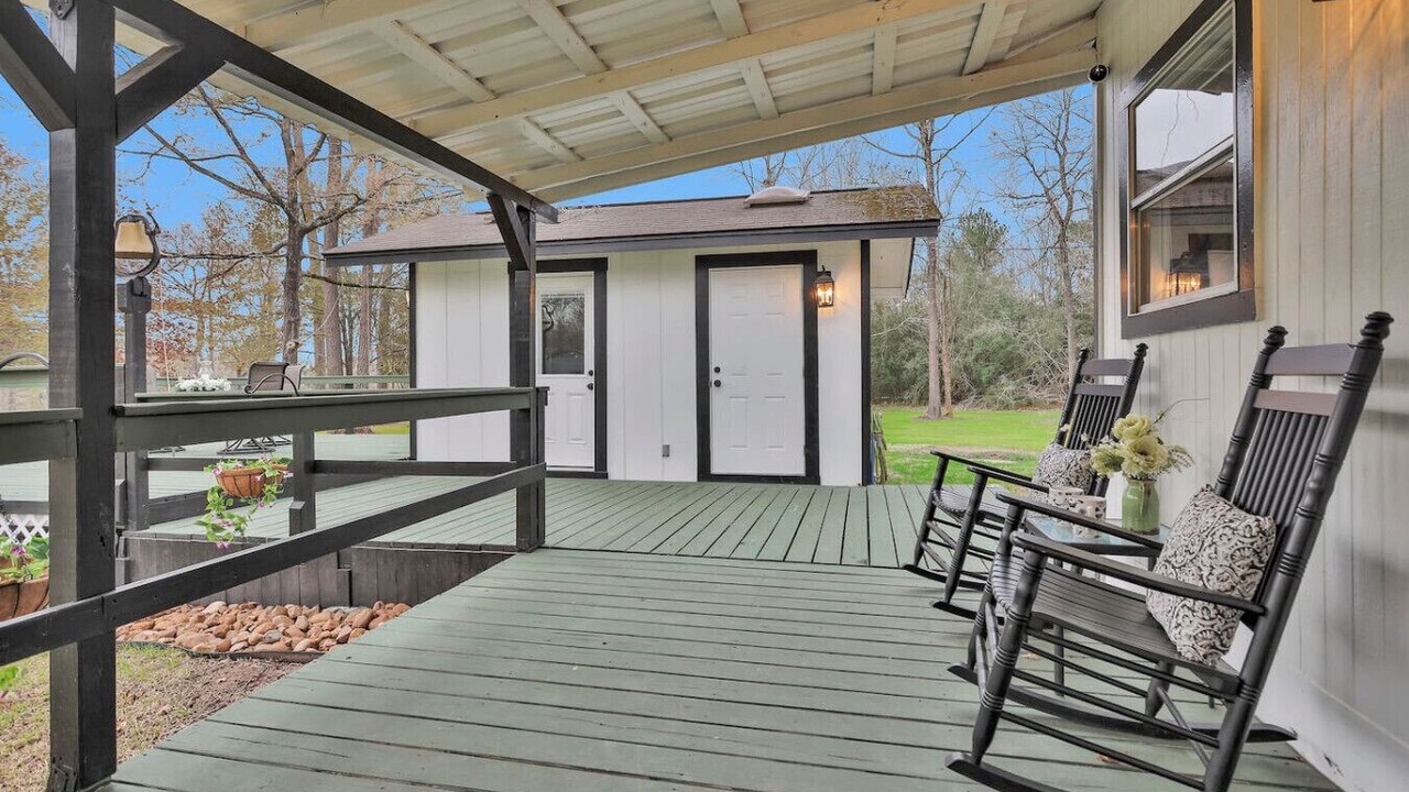 Photo of Patio Balcony in Montgomery