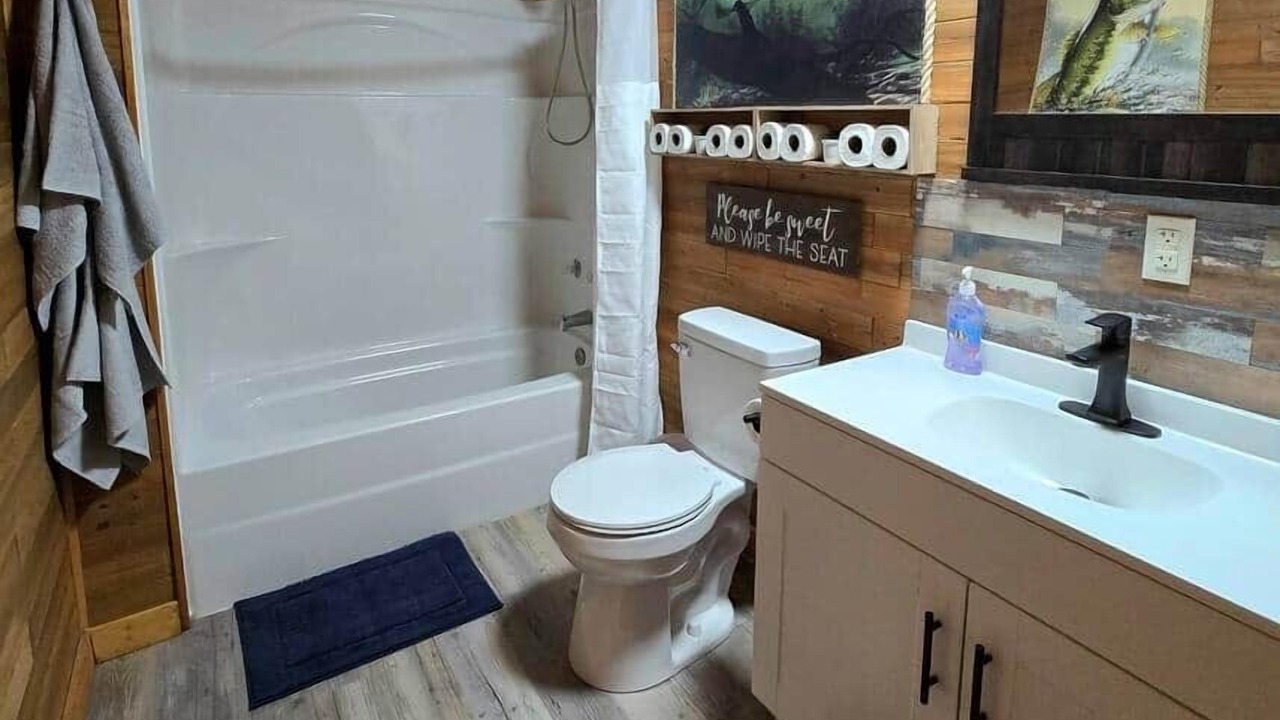 Photo of Bathroom in Quitman