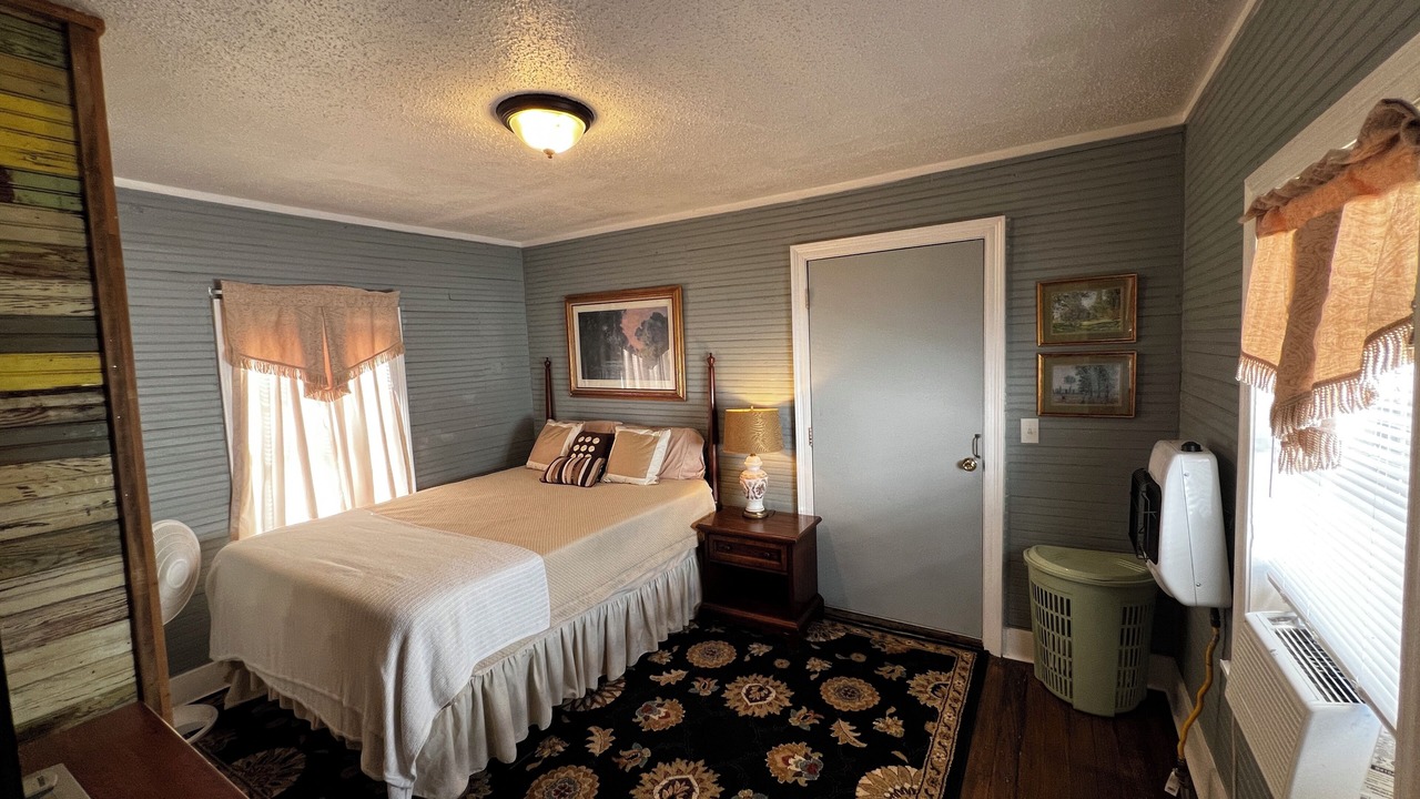 Photo of Bedroom in Natchez