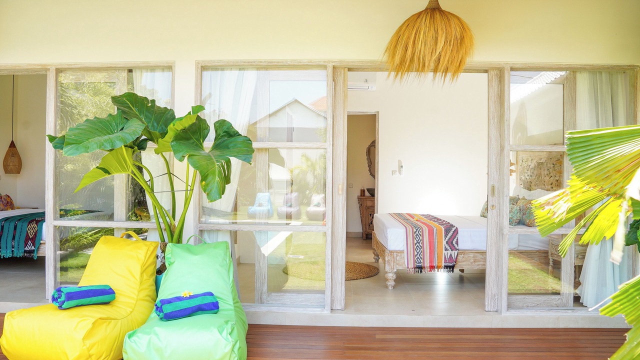Photo of Patio Balcony in Sunset Road