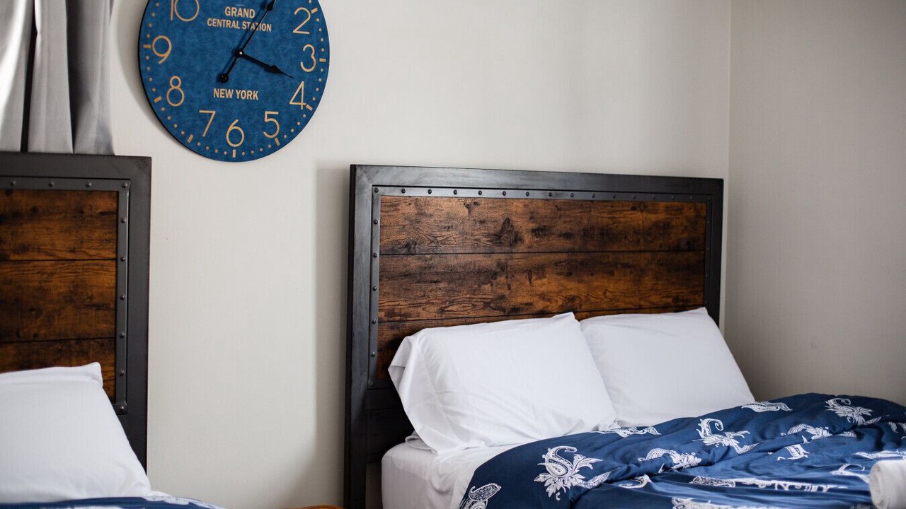 Photo of Bedroom in Strong