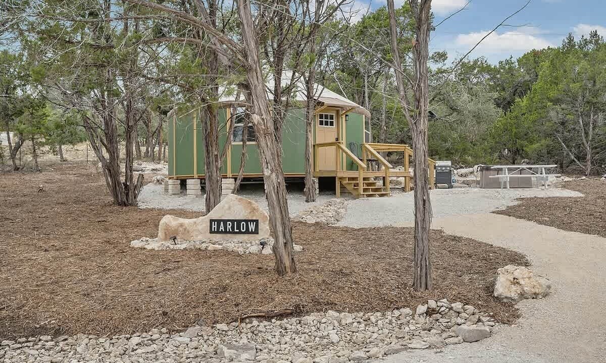 Photo of Outdoor in Canyon Lake