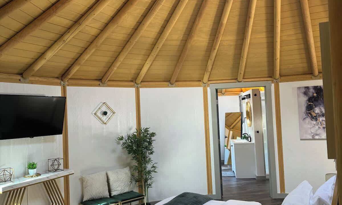 Photo of Bedroom in Canyon Lake