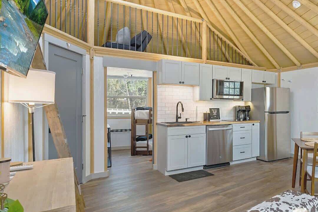 Photo of Kitchen in Canyon Lake