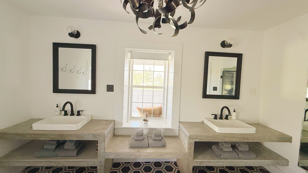 Photo of Bathroom in Marfa