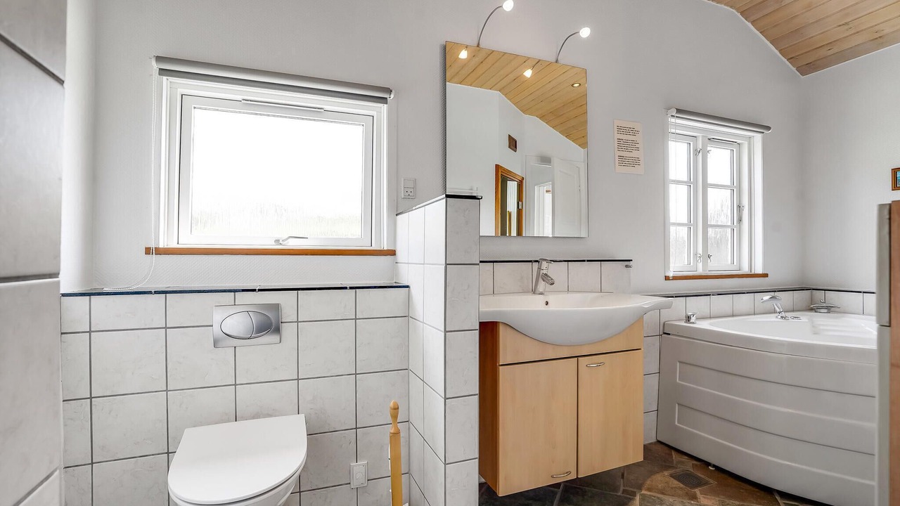 Photo of Bathroom in Faaborg