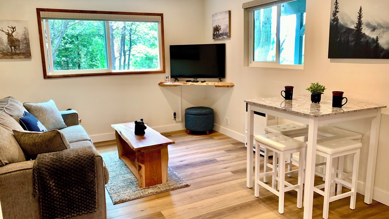 Photo of Bedroom in Cedar Glen