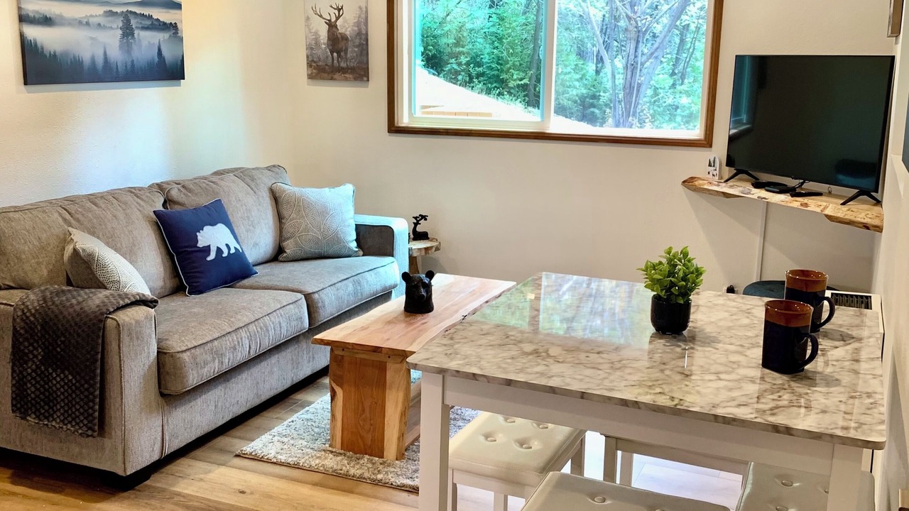Photo of Bedroom in Cedar Glen