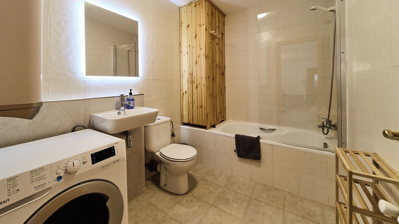 Photo of Bathroom in El Tarter
