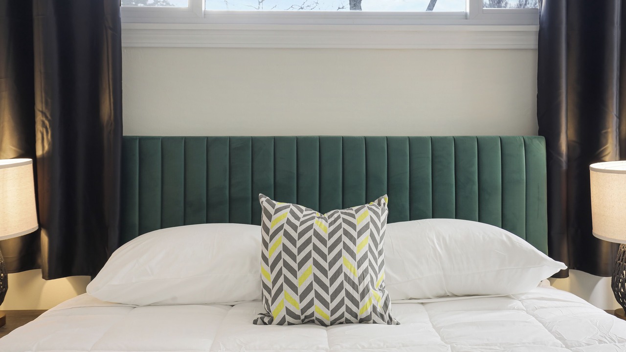 Photo of Bedroom in Des Plaines